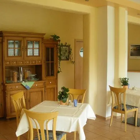 Bed & Breakfast Pit Lane 